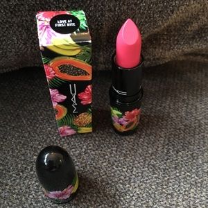 MAC Cosmetics Lipstick in LOVE AT FIRST BITE